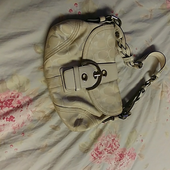 Purse - Picture 2 of 3